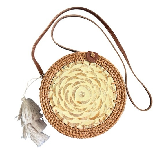 Bohemian Rattan Brown and Cream Woven Crossbody Bag Leather straps - Picture 2 of 6